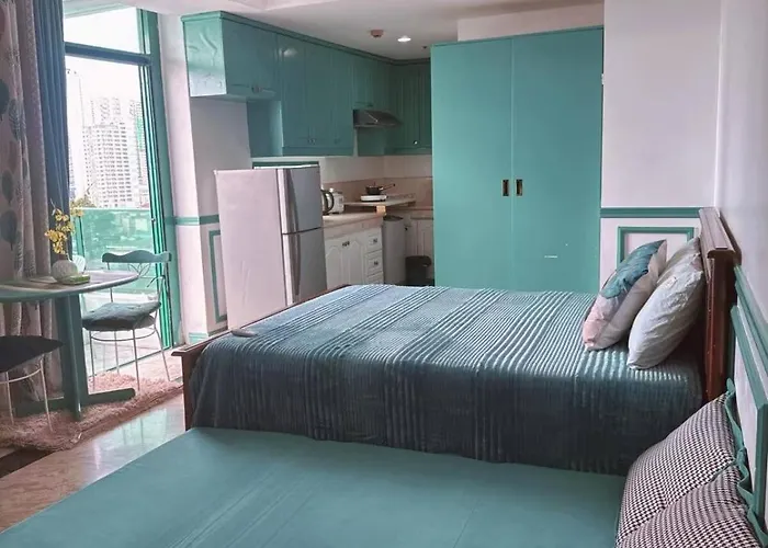 Seaview Staycation In Malate * Manila