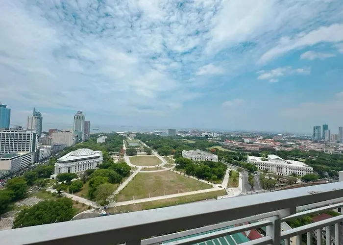 Seaview Staycation In Malate Manila